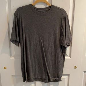 Eddie Bauer Men’s Gray T-Shirt / Size M
